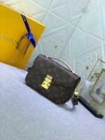 Louis Vuitton Messenger Bag Brown