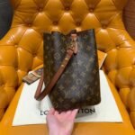 Louis Vuitton Bucket Bag Bucket Brown