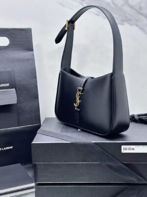 gallery_180457789_1