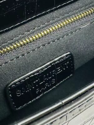 gallery_180457838_1