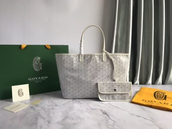 Goyard Tote Bag Beige