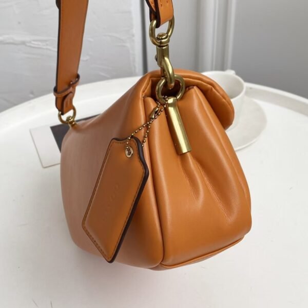 Coach Shoulder Bag Large Brown