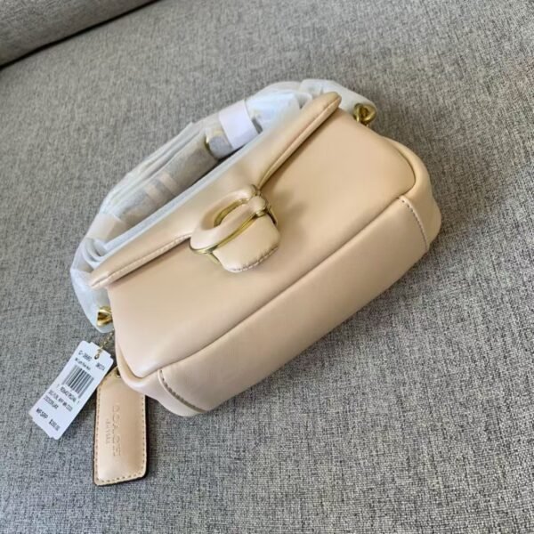 Coach Shoulder Bag Large Yellow