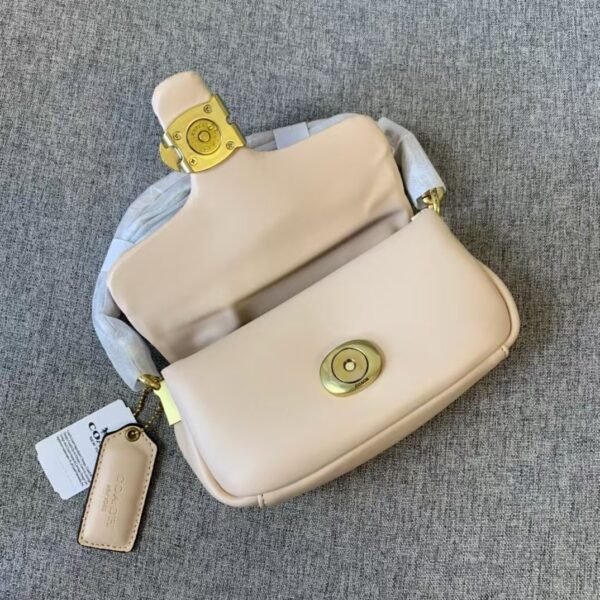 Coach Shoulder Bag Large Yellow