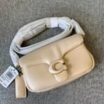 Coach Shoulder Bag Large Yellow
