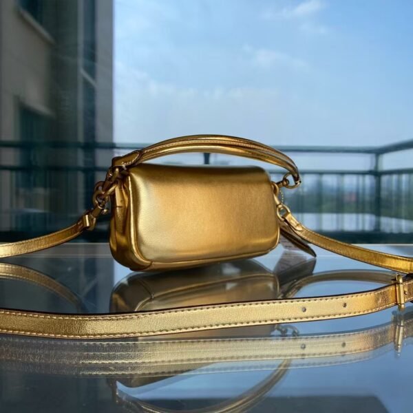 Coach Shoulder Bag Small Gold