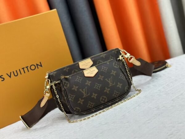 Louis Vuitton Mahjong 3-Piece Set Brown