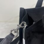 Marc Jacobs Canvas Tote Bag Canvas Black