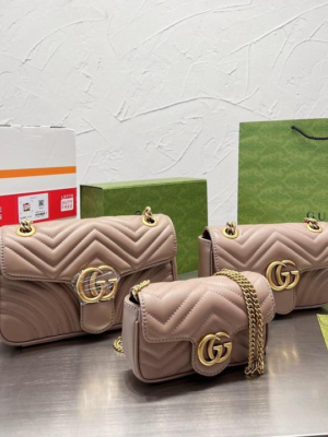Gucci Love Bag Nude Gold