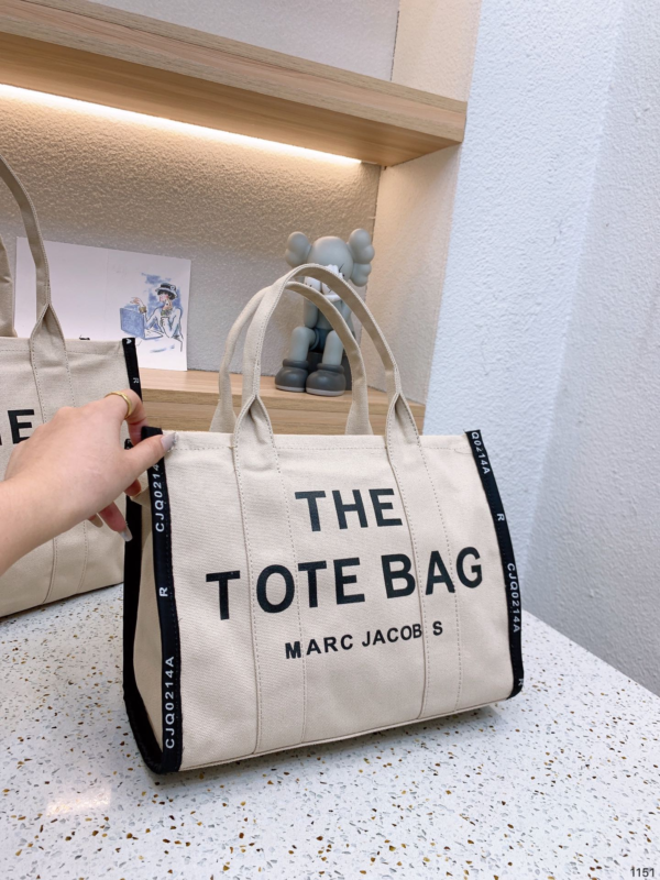 Marc Jacobs Canvas Tote Bag Black Edge Canvas Canvas
