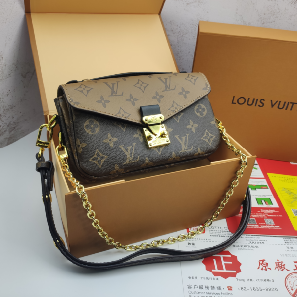 Louis Vuitton Messenger Bag Khaki Messenger
