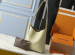 Louis Vuitton M24988 Handbag