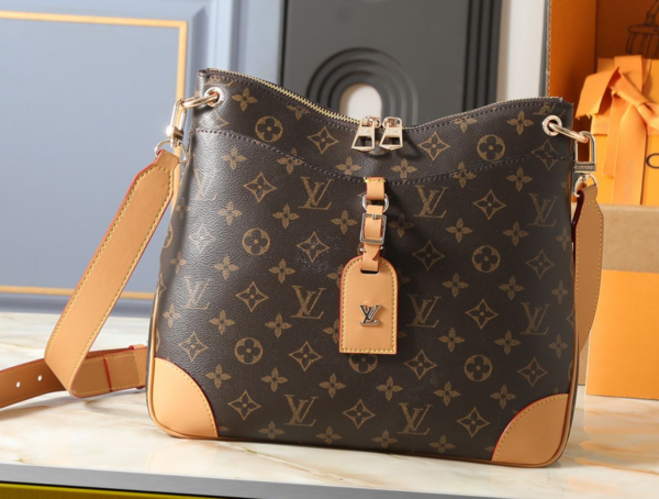 Louis Vuitton M45355 Handbag 杏