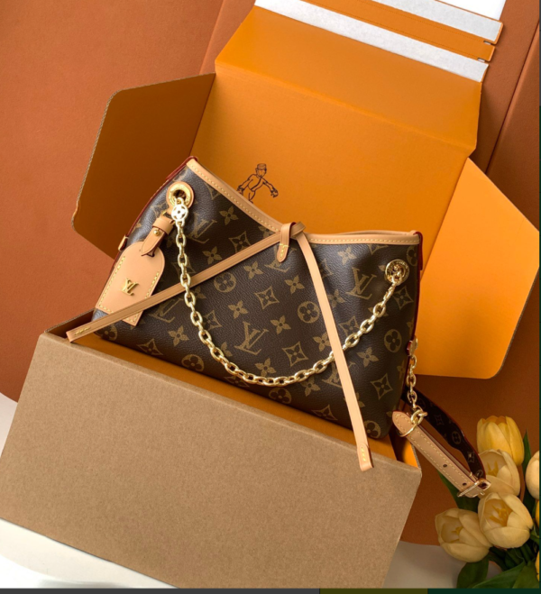 Louis Vuitton Handbag