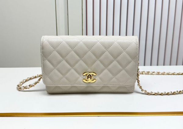 Chanel Wallet on Chain