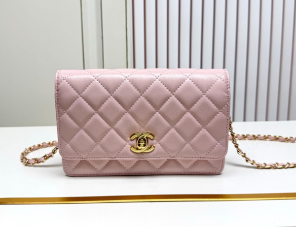 Chanel Wallet on Chain