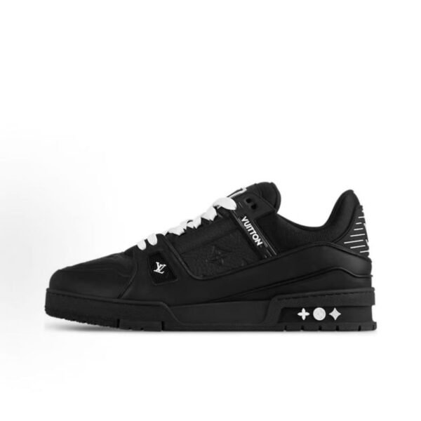 Louis Vuitton Trainer Sneaker Black Monogram 1AAREW