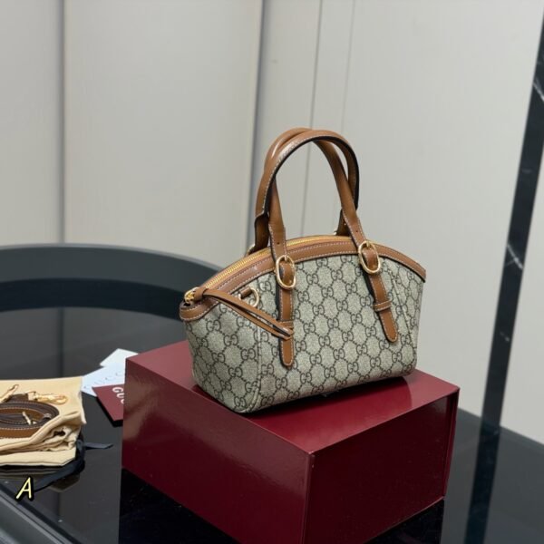 Gucci Mini Alma